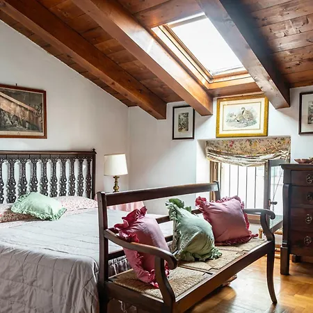 Apartment Cozy And Charming In Veronacenter With Parking Verona