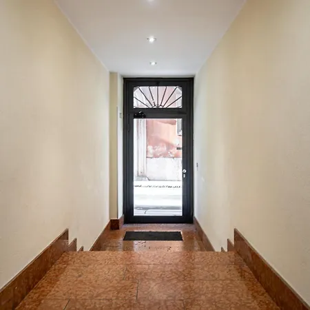 Apartment Cozy And Charming In Veronacenter With Parking Verona